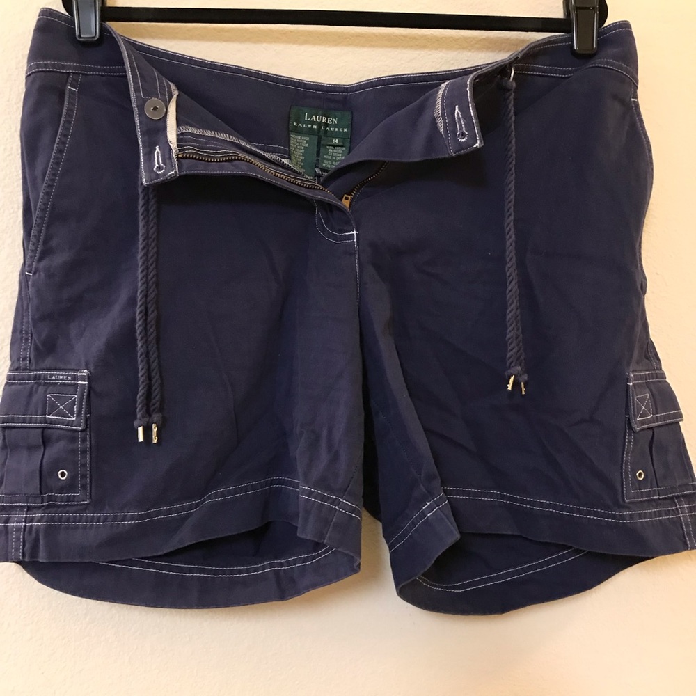 Lauren Ralph Lauren Women's Shorts Navy Size 14